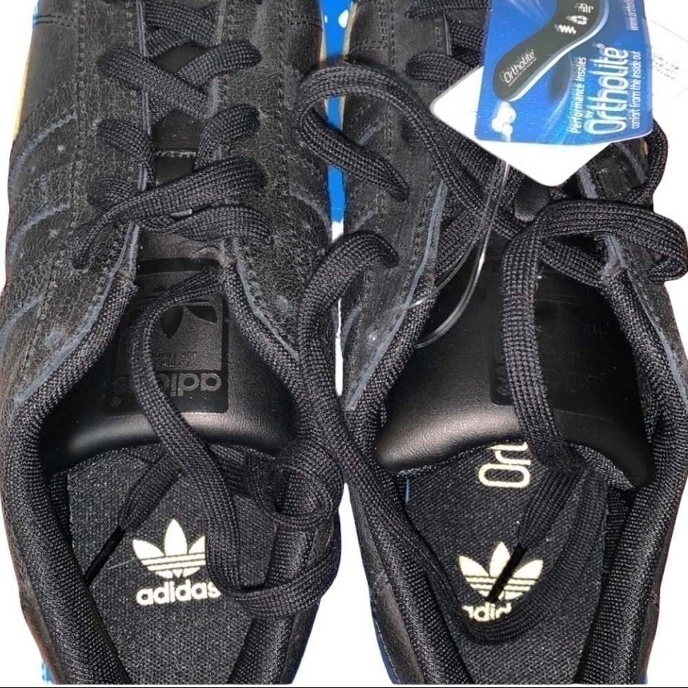 ADIDAS Superstar Originals Size 7 Women /Size 5.5 Boys New With Box Black & Gold - Picture 5 of 7